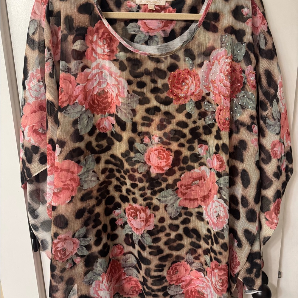 GG Collection Pink Floral Leopard Print Blouse